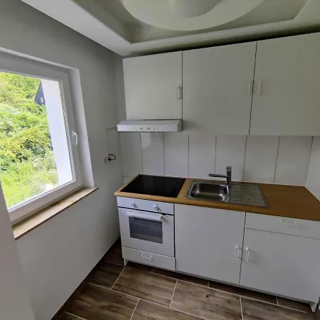Pleasant Apartment In Koenigswinter With Terrace