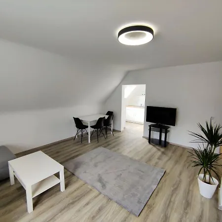 Pleasant Apartment In Koenigswinter With Terrace 아파트 *